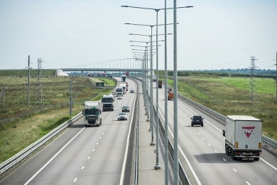 За два месяца по новому участку трассы М-11 в Тверской и Новгородской областях проехали 800 тыс. автомобилей