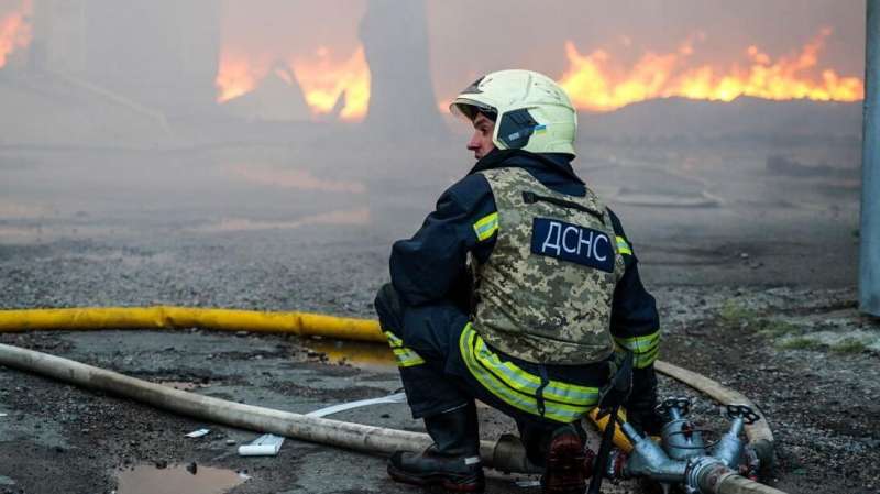 Украинские СМИ сообщили о взрывах в Хмельницкой области