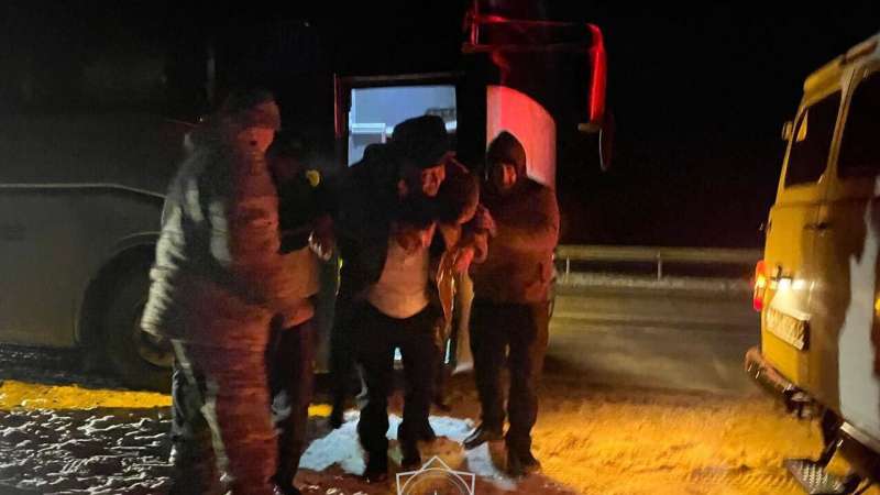 41 пассажира эвакуировали из сломавшегося автобуса в Жамбылской области