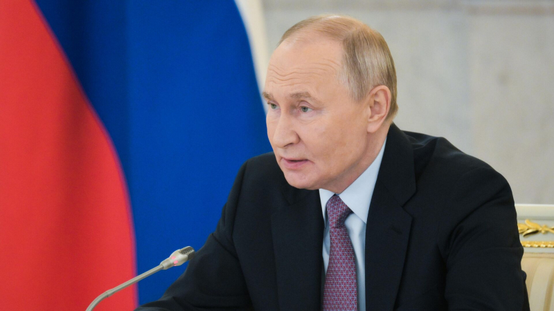 Путин дал указание по работе с нацпроектами