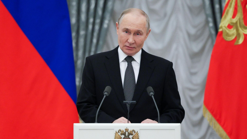 Путин попросил предпринимателей не забывать об экологических проблемах